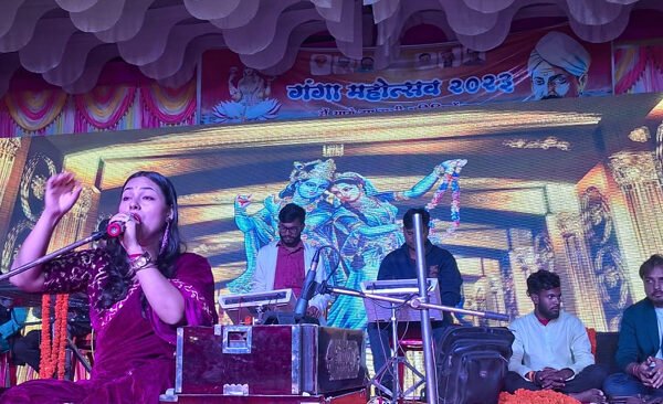 MP inaugurated Ganga Mahotsav in martyr Mangal Pandey's village Nagwa.