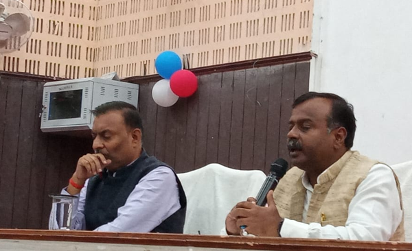 A meeting was held to find solutions to the difficulties faced in the implementation of the National Education Policy.