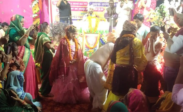Tableaux shown of Shri Krishna Rukmani marriage and Sudama character