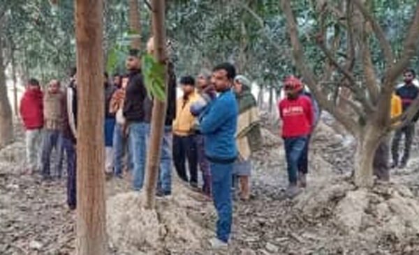 Husband hanged himself after murder of wife and two children, stir created by finding of four dead bodies