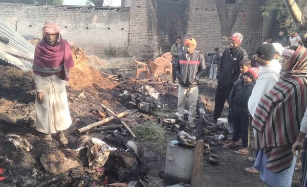 Due to sudden fire in a residential hut, all the household items got burnt to ashes.