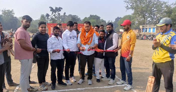 The inaugural match of the First Open Prize Money Short Boundary Cricket Competition was played at Yogi Baba's ground.