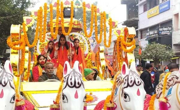 Slogans of Jai Shri Ram echoed once again on the streets of Ballia on Saturday.