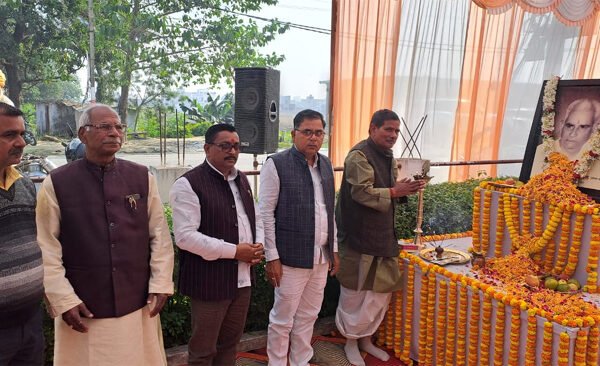 Tribute paid to social worker Chandradeep Singh on his tenth death anniversary