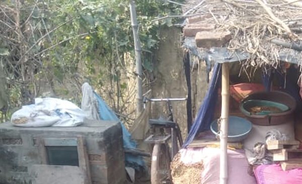 Property worth thousands including a hut reduced to ashes due to fire that broke out during the day