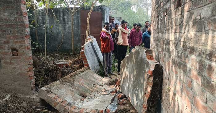 Wall collapses in Bariya, two innocent sisters die