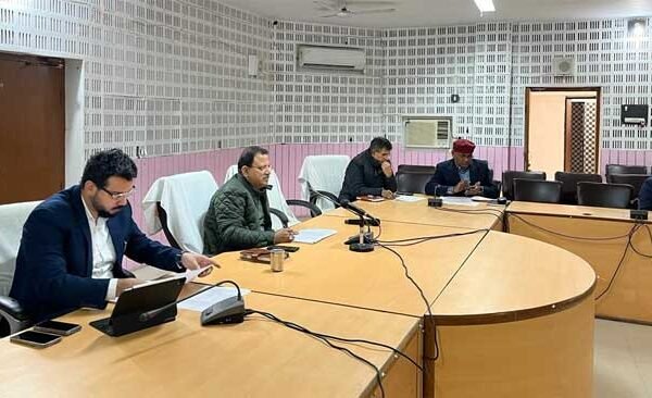 District Magistrate reviewed the progress of works of aspirational development blocks