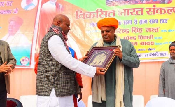 Modi is working to free India from poverty:MP