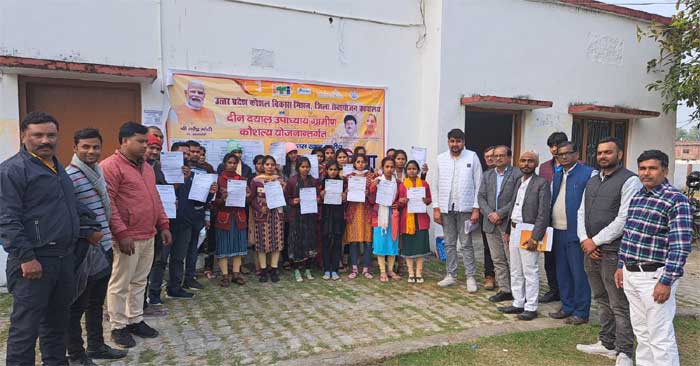 154 unemployed selected in Ballia employment fair