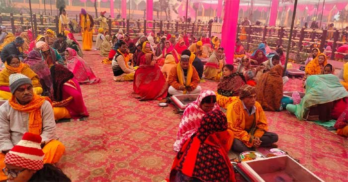 Atmosphere of Bhrigu area turned religious with sacred hawan