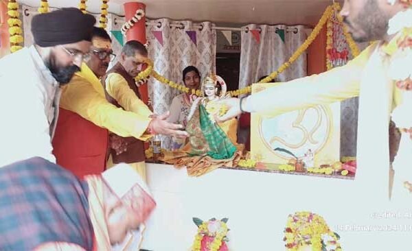 Great contribution of women in developed India- Dayashankar Singh