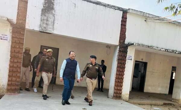 Second day of police recruitment examination, DM-SP remained dynamic, took stock of various examination centers