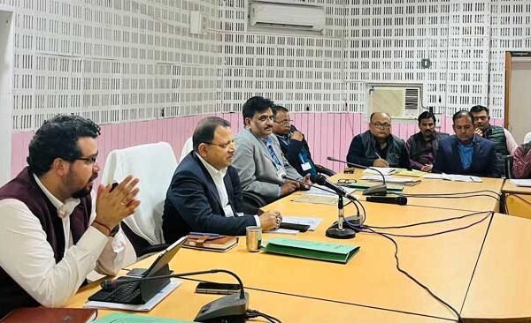 District Magistrate reviewed the District Health Committee