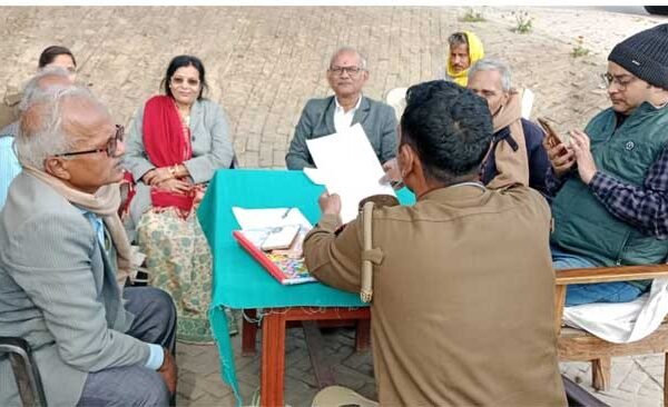आपसी सहमति बनाकर समाज एवं परिवार के विचार विमर्श से बड़े से बड़े समस्याओं का निराकरण किया जा सकता है.