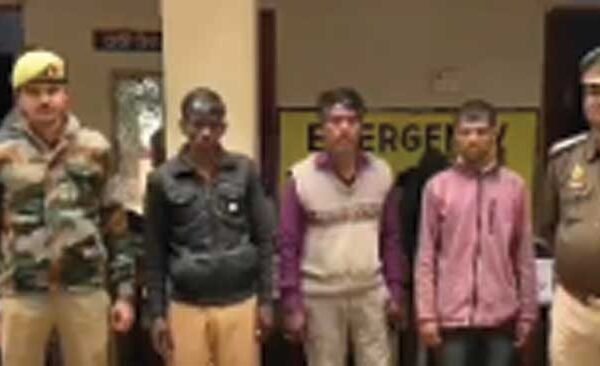 Nagara police station arrested three cattle smugglers, recovered four cattle.