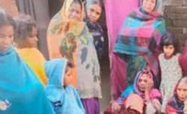 Home Guard jawan, who left for duty after taking his wife and children to his in-laws' house in Revati, died due to electric shock.