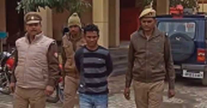 A wanted accused of POCSO Act was caught by the police in Sahatwar.