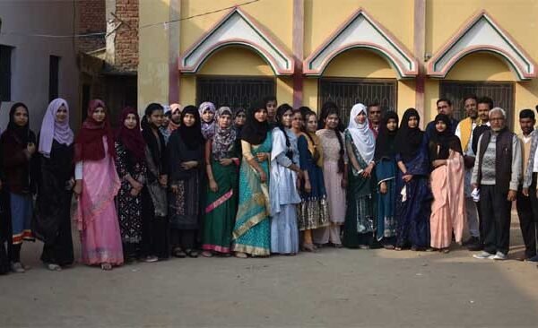 Farewell given to 12th class students in NMG Inter College