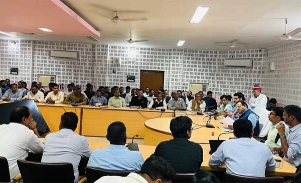 Lok Sabha General Election-2024- District Magistrate/District Election Officer held meeting with Zonal and Sector Magistrate