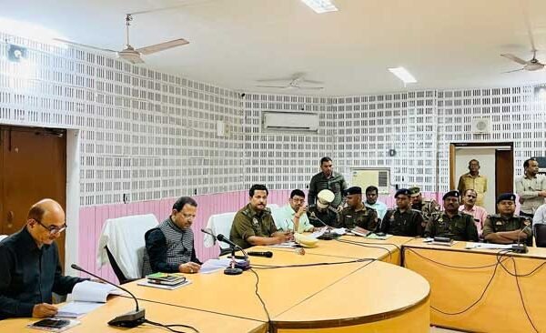 People of the district should celebrate the festival traditionally and with full enthusiasm: District Magistrate