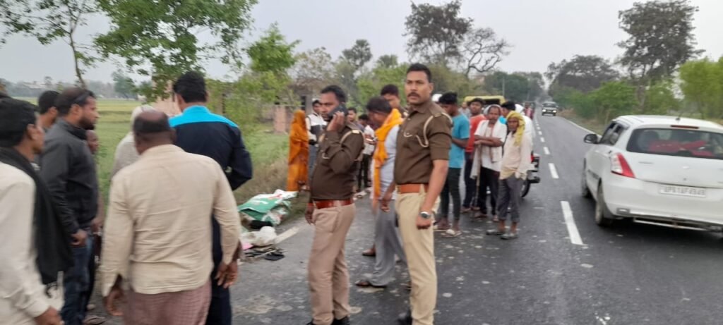 Young man smuggling meat in Chhitauni was caught by the villagers and handed over to the police.