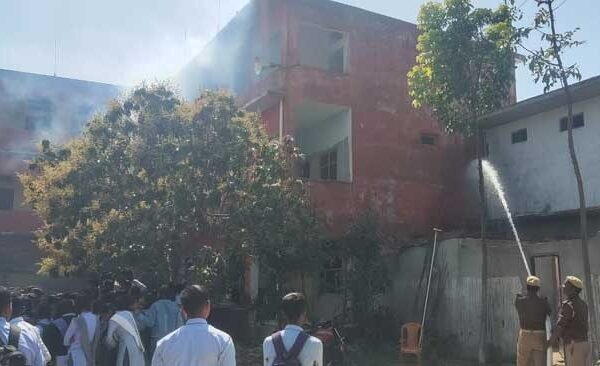 NDRF and District Disaster Management Authority, Ballia practiced joint mock drill.