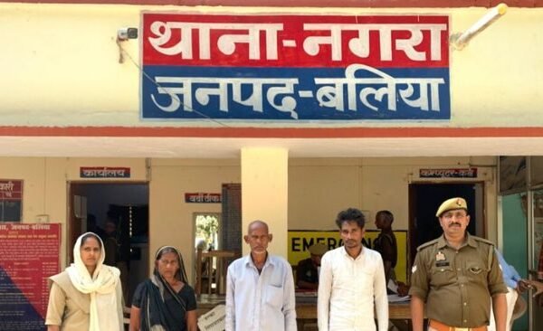 nagra_aropi_ke_sath_police