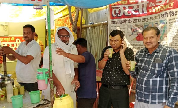 Ballia - condition is miserable due to heat, temperature reached 44 degrees Celsius.