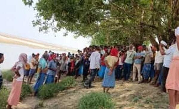 Ballia Breaking News: A young man who had gone to defecate in Narhi died due to drowning in the Ganga river, created an uproar.