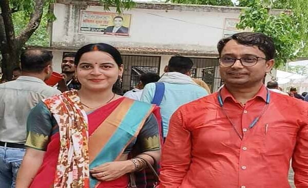 Polling Party for Ballia Election