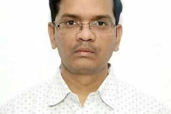 Ballia new DM Praveen Kumar Lakshkar