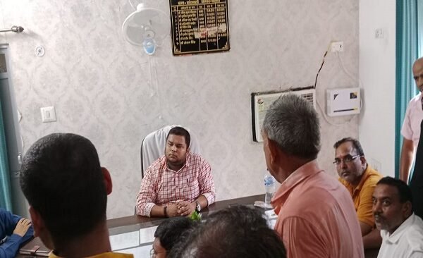 Adhivakta kanoongo marpit