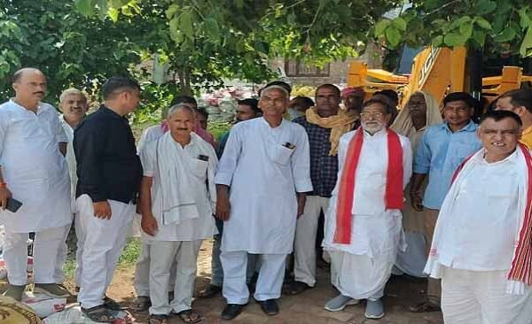 Ramgovind Singh Katan pidit