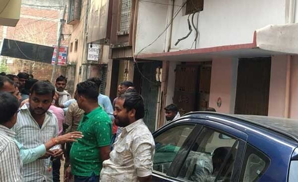 Ballia News: Boys from many states cheated in Ballia