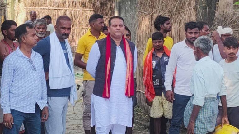 Bansdih Sanjay Singh Nishad paryy