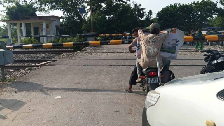 Bansdih Road Railway flyover