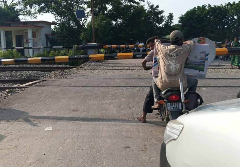 Bansdih Road Railway flyover