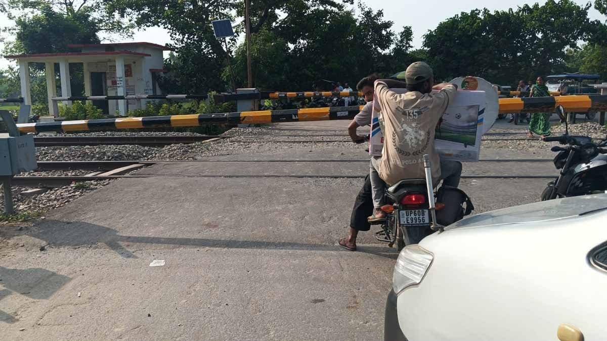 Bansdih Road Railway flyover